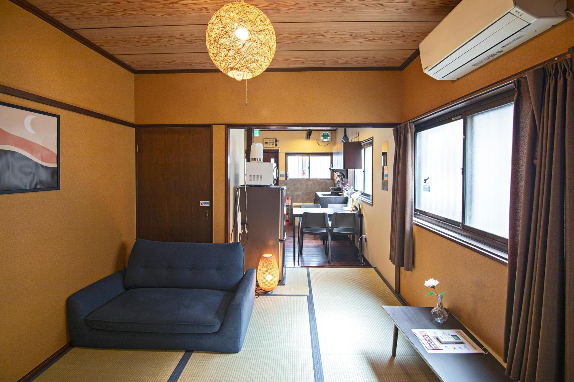 Holiday home 米御子美 Rooma Osaka